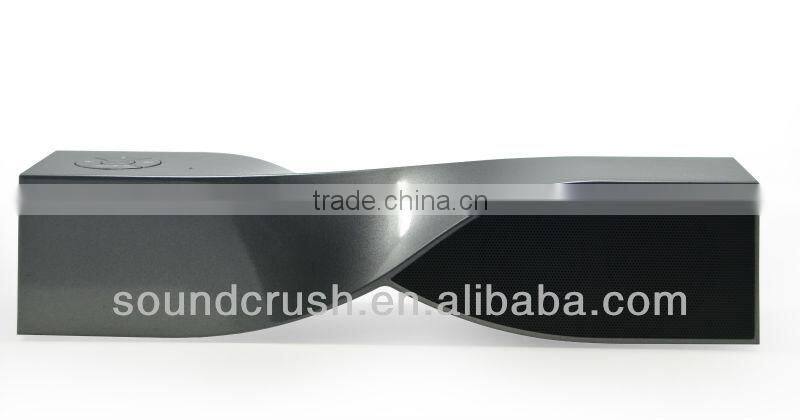 Butterfly shape portable speaker twisted bluetooth speaker