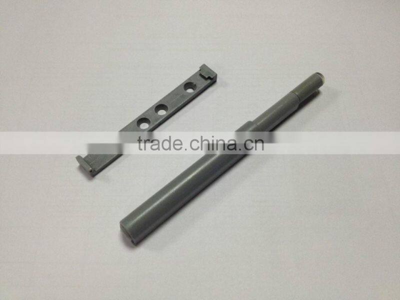 2015-2016 Foshan factory Made in China kitchen hardware cabinet board pull to spring