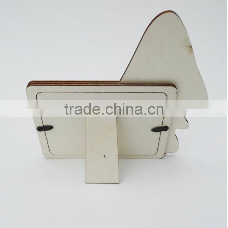 2017 Cheap beautiful Customized Design Wooden Photo Frame