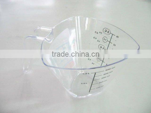 1L plastic measuring cup