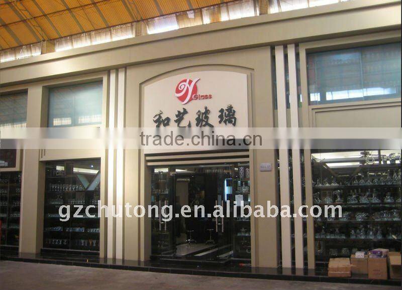 Hotel product automatic fragrant fragrant aerosol dispenser with controler