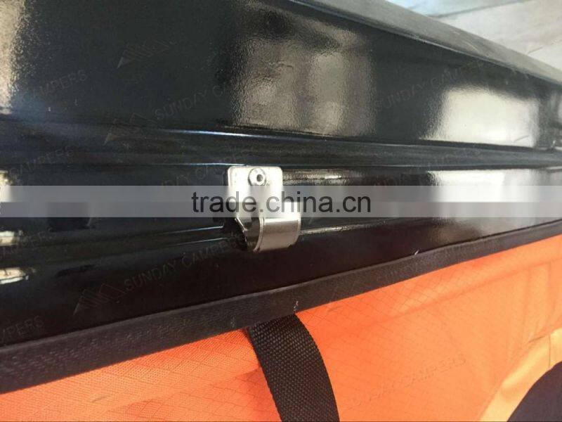 White fiberglass shell hard roof top tent for USA marketing