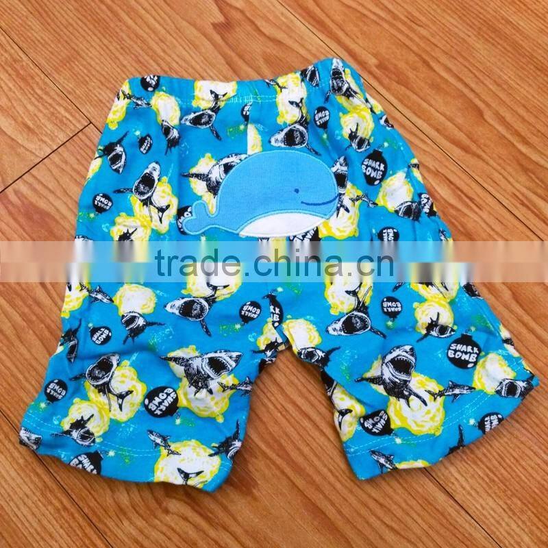 Stylish outdoor short baby trousers