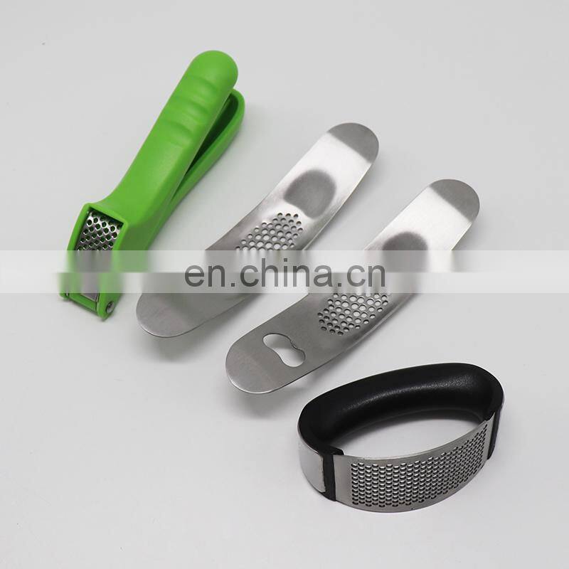 High Quality Kitchen Gadgets Stainless Steel Ginger Garlic Crusher Squeezer Press Rocker