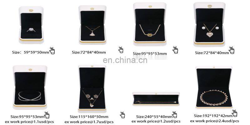 Wholesale Custom Logo White Pu Leather Plastic Packaging Box Suede Ring Necklace Bracelet Jewellery Box