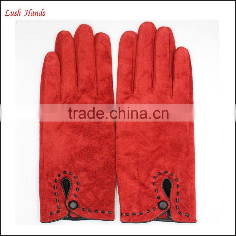 Basic and classic ladies Red sheep suede gloves with black button