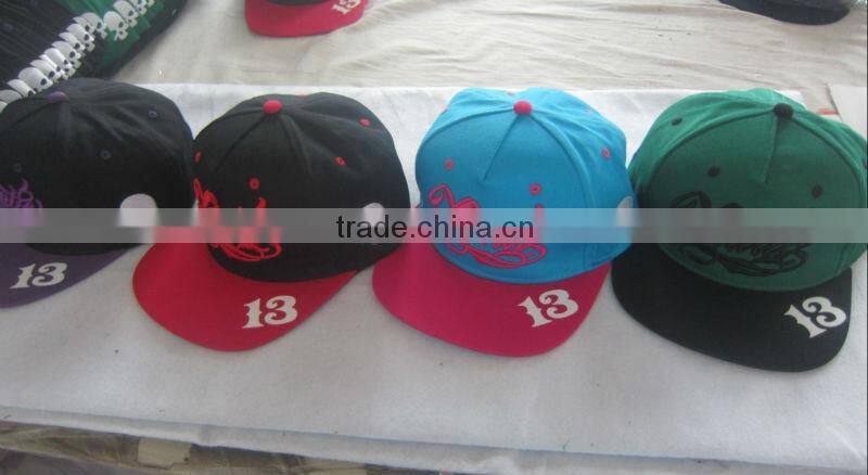 BLACK/RED/YELLOW FLAT BRIM FLEXFIT HAT CAP BRAND NEW SZ L/XL