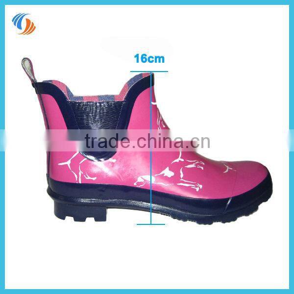 England Women Ankle Rubber Shoes Dog Printing