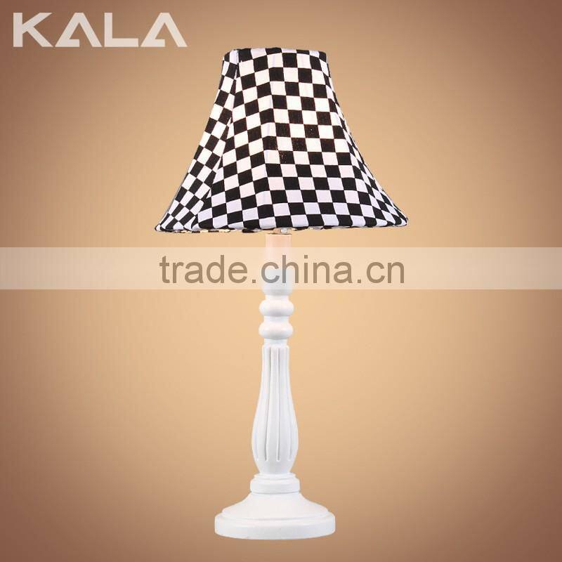 2016 New style White owl chinese ceramic table lamp for living room bar