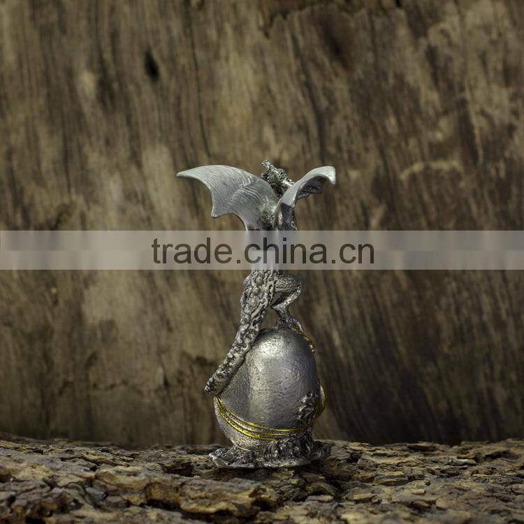 Metal dragon with skull