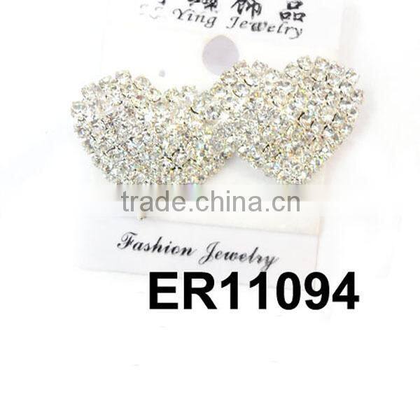 wholesale ladies glitter rhinestone prong studs