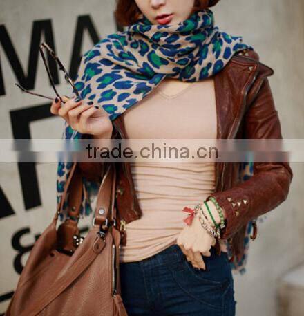 Wool Spinning Striking Leopard Print Stylish Shawl Scarf