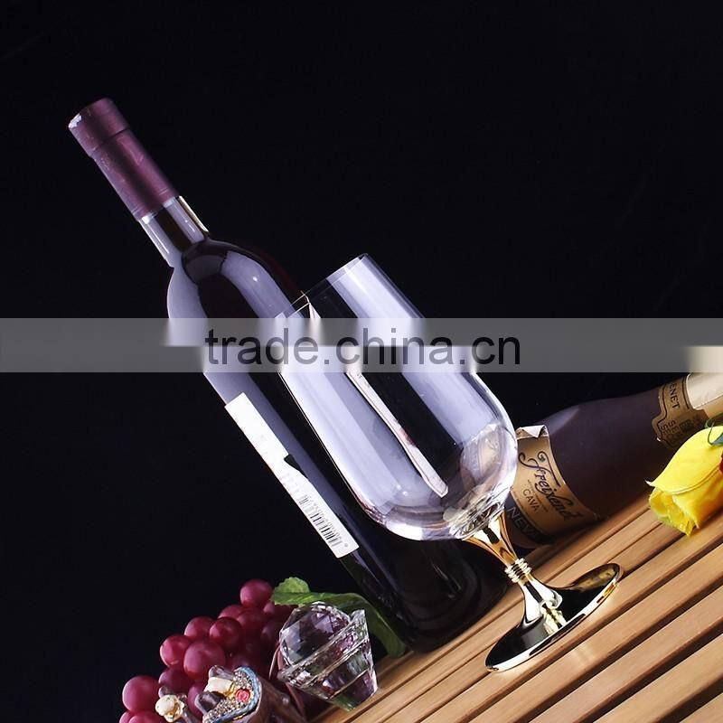 Glass Drinksware top drawer handmade lead free clear crystal Type and Stocked,Eco-Friendly Feature Glass beer mug for wedding