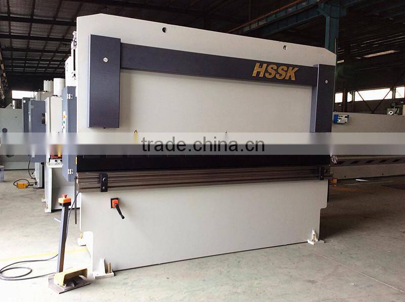 Hydraulic bending machine / press brake