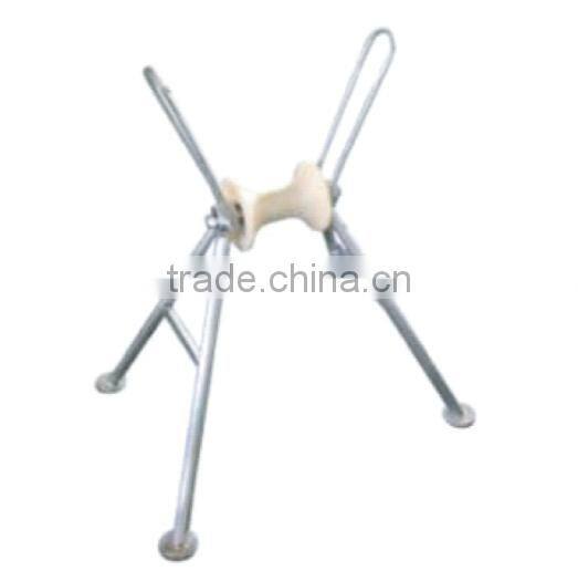 High quality cable ground roller supported by steel pipe for pulling underground cable