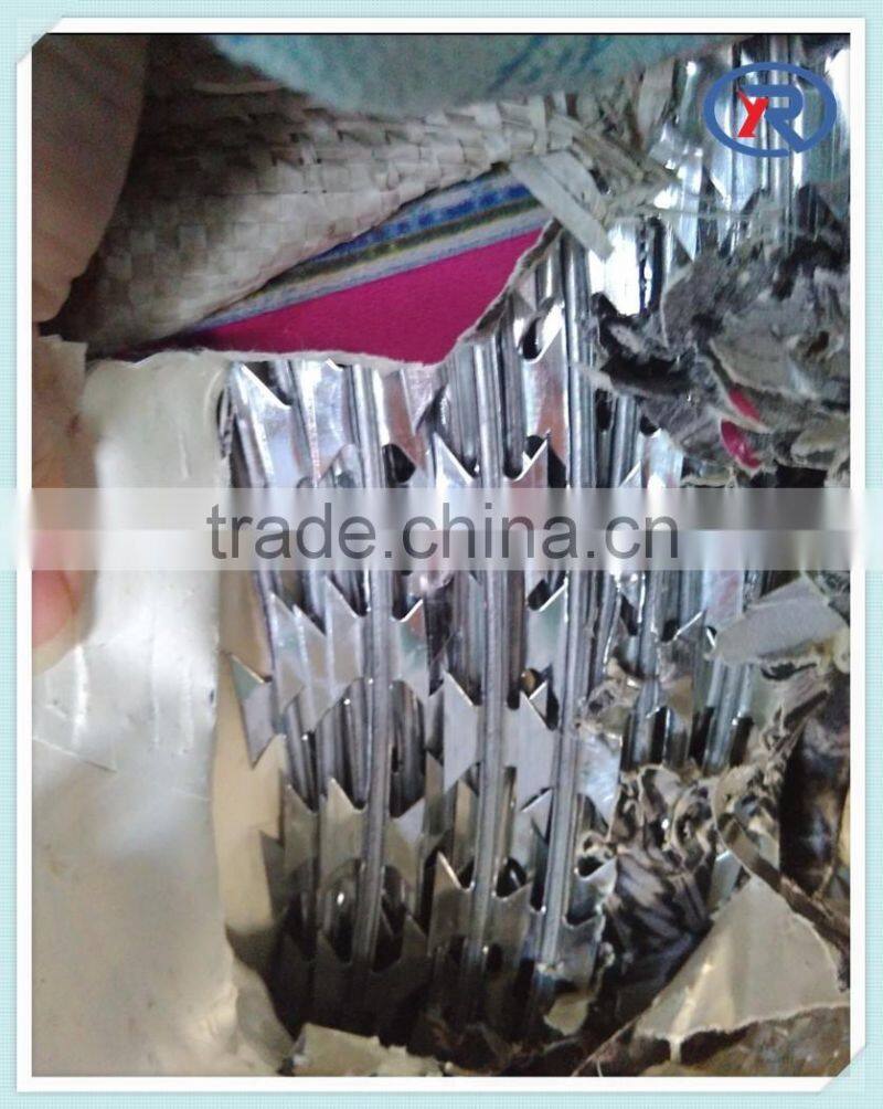 barbed iron wire mesh fence/hot dip galvanised barbed wire