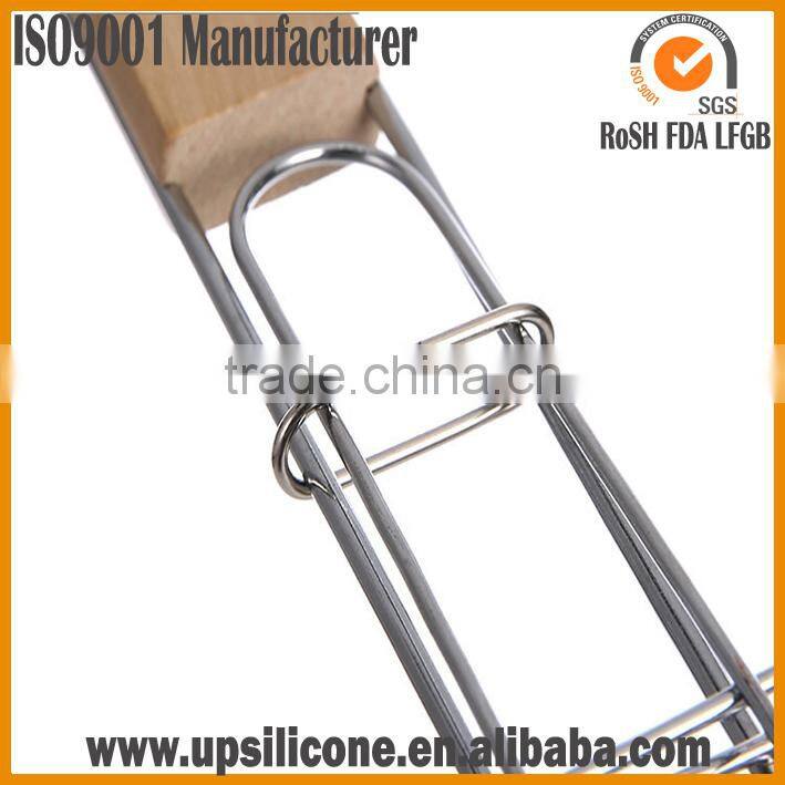 Non-Stick BBQ Fish Grilling Basket / Grill Stainless Steel Wire Mesh/BBQ Grill Mesh With Wooden Handle/Grill Lattice