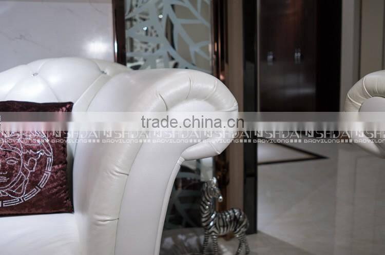 New Classic Top Grain Leather Luxury Wedding Sofa Set Tufted Rolled Arm Curved Back