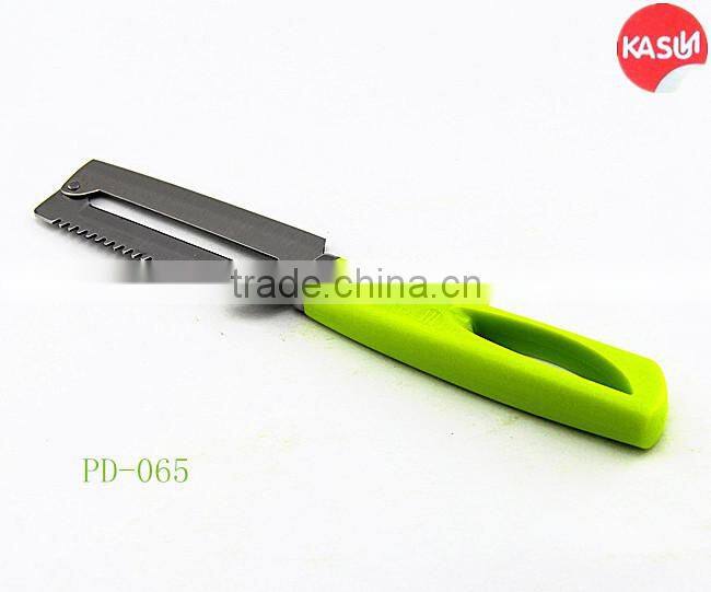 Multi-Functional Peeler Serrated vegetable peeler with cover PD-068