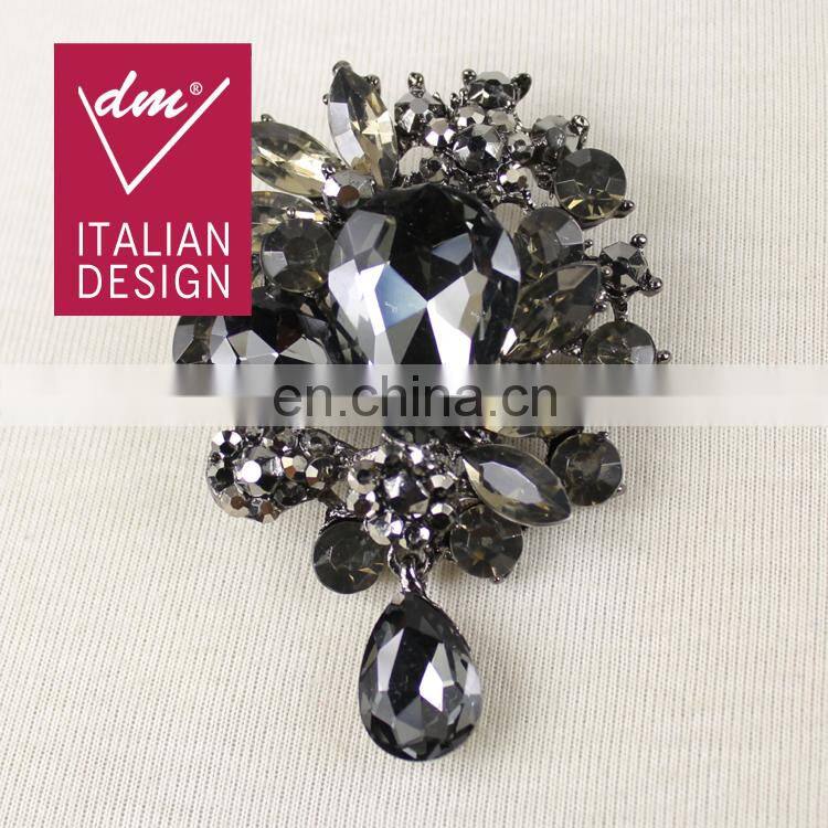 2017 elegant pins and not allergic rhinestone brooches
