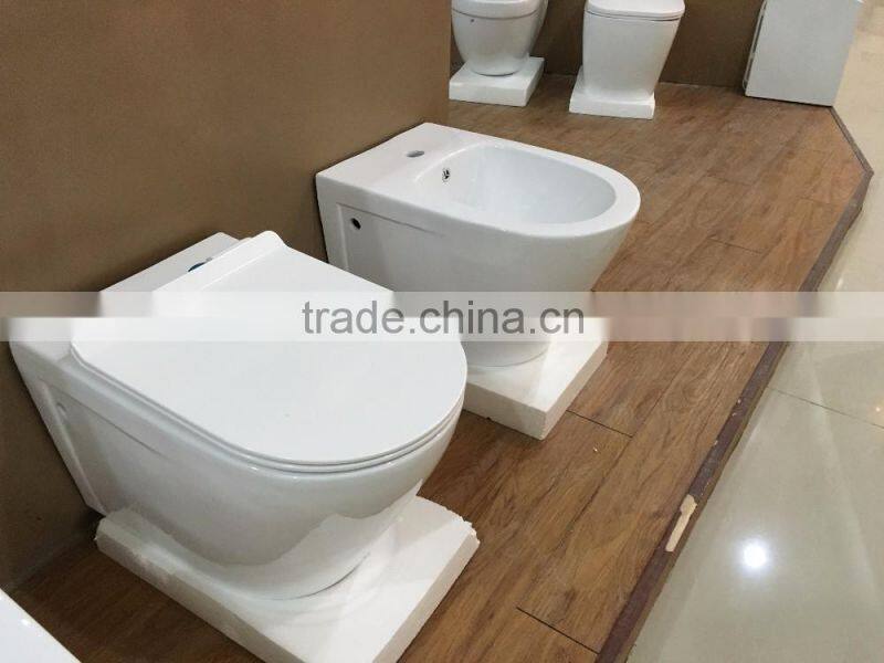 Chaozhou Bathroom Ware Items Wall Hung Toilet Bathroom Sanitary Set