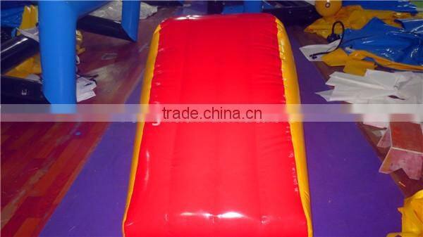 New designed airtight inflatable mini slide on pool