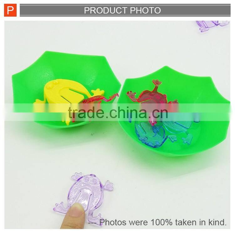 Funny cheap finger jumping frog game toy for sale