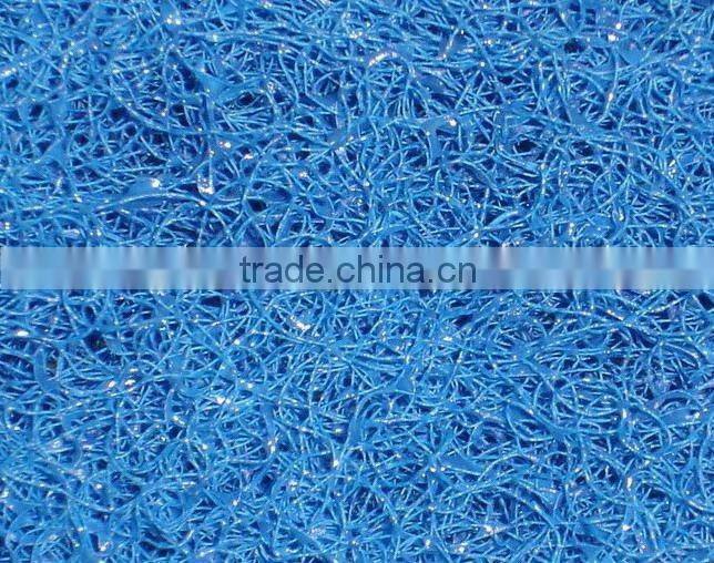 Nylon scouring pad for hard jobs