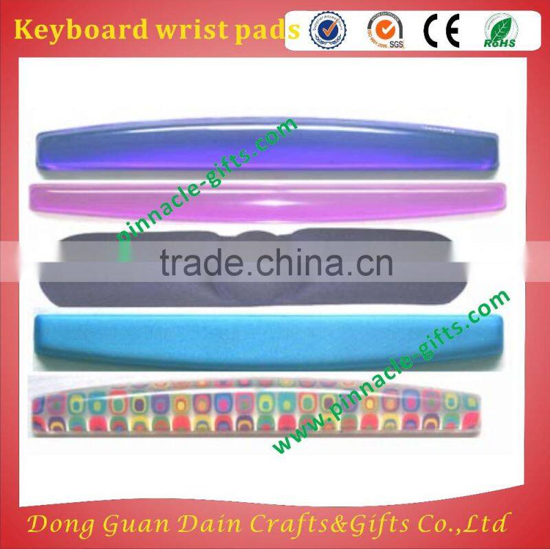 gel ass breast shape keyboard wrist rest pads/mats with wrist rest