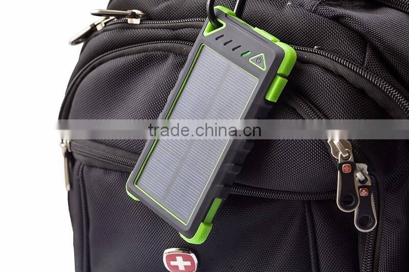 8000mah Rohs dual usb waterproof wholesale solar cellphone charger