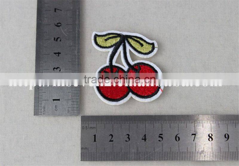 beautiful 5*5 cm embroidery mini cherry printting design trim custom leather patch