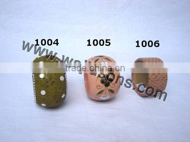 Aluminum napkin ring