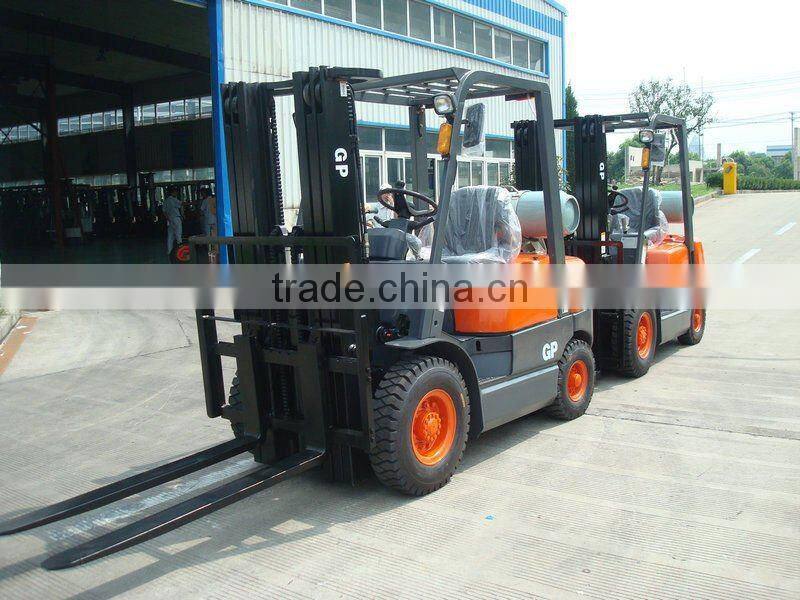 High quality 1.5Ton Gasoline or LPG forklift Truck