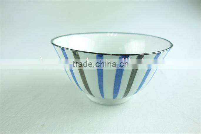 Chaozhou Supplier stocked glazed love shape porcelalin bowls household bowls