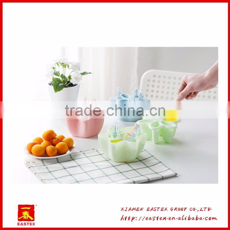 High Quality Eco-friendly 6 cells dancer Ice Cube Tray with dancers cover