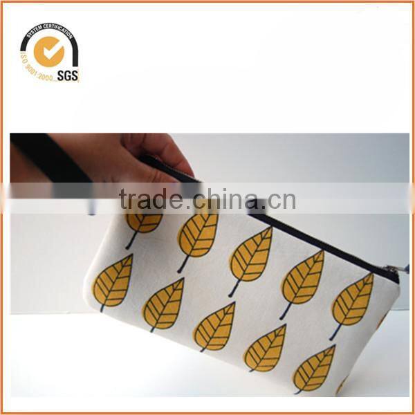 Blue and Black Brushed Twill Cotton Canvas Colorblocked Scalloped Edge Wristlet Zipper Pouch Clutch By Chiqun Dongguan CQ-H02012