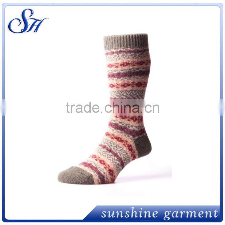 nice yiwu purchase agent for Fashion Socks