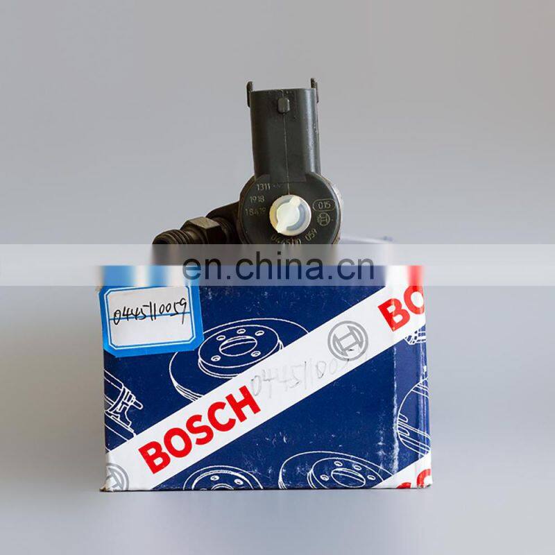 Original diesel fuel injector 0445110059 05066820AA 05066-820AA LDV 510990024 VMI 15062036F