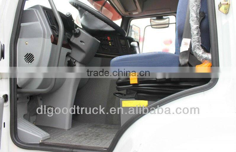 HOWO 8x4 road wrecker truck