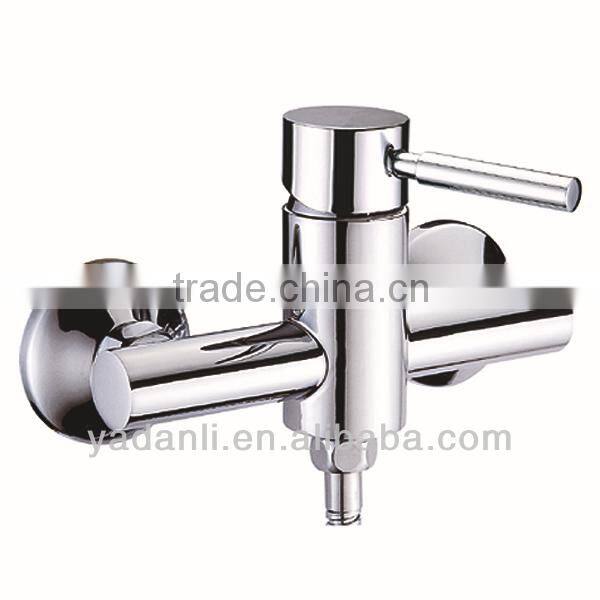 high quality single handle wall mounted shower faucet 5550