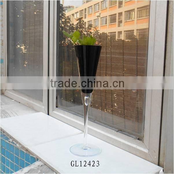 elegant black colored long stem glass champagne flute