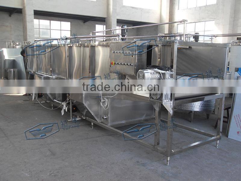 Juice bottling line with aluminum cap