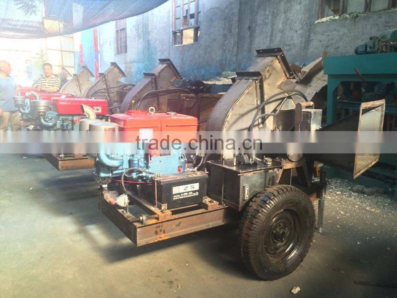 Professional mobile diesel engine wood sawdust crusher with 5-10% discount