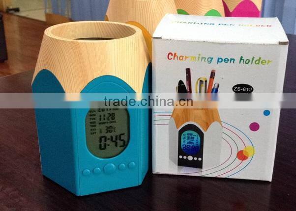 hot sale cheap digital led color change wooden pen holder clock