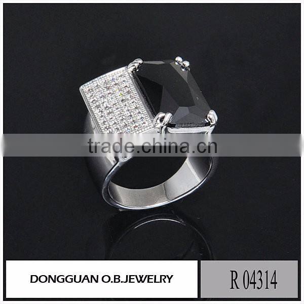 Brass material jewelry ring clear zircon stone finger ring holder