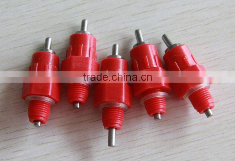 most popular high quality stainless steel /plastic chicken /broiler nipple drinker
