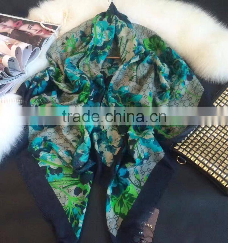 2017flower Top quality 100% silk habotai printed square scarf