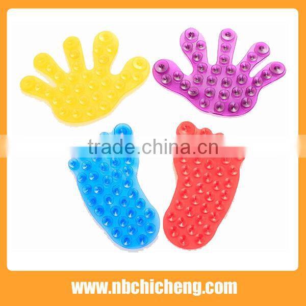 Easy grip suction hands bathroom accessory