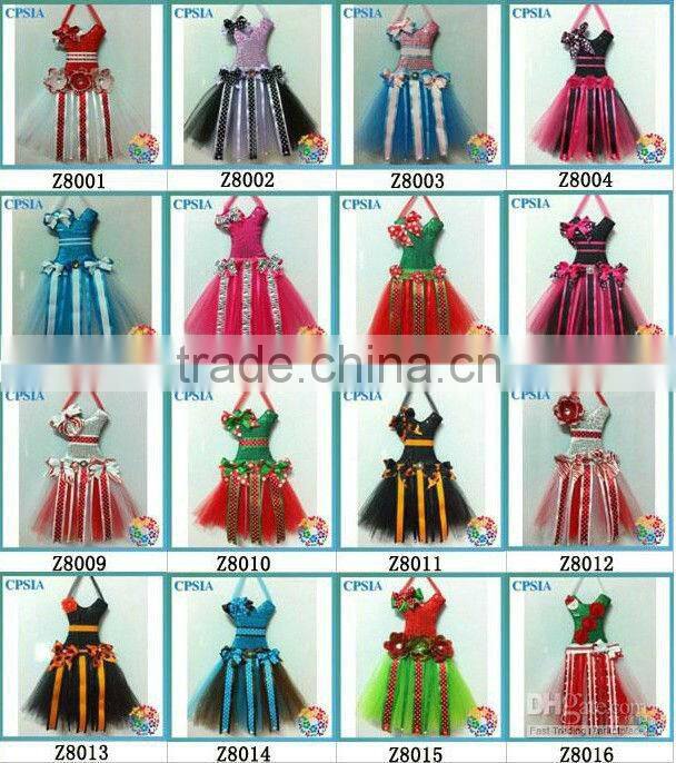 Brand New Cartoon Pattern Black Hair Bow Holder with Yellow Tulle Ideal Gift and Home Decoration