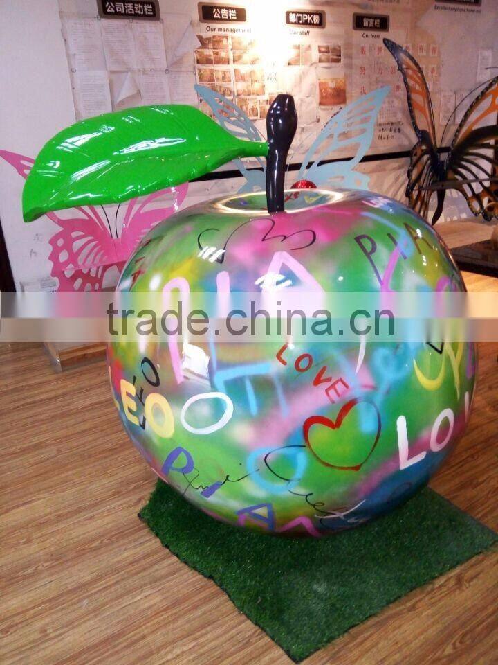 Fiberglass big graffiti apple indoor sculpture